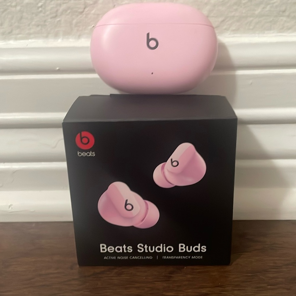 Beats studio buds